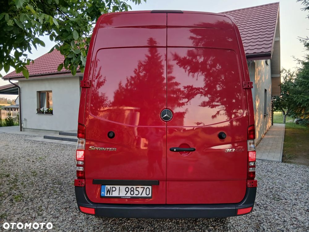 Mercedes-Benz Sprinter - 3