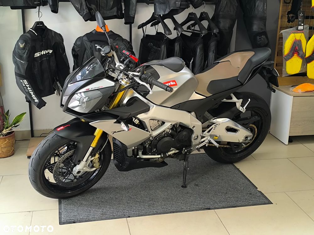 Aprilia Tuono - 6