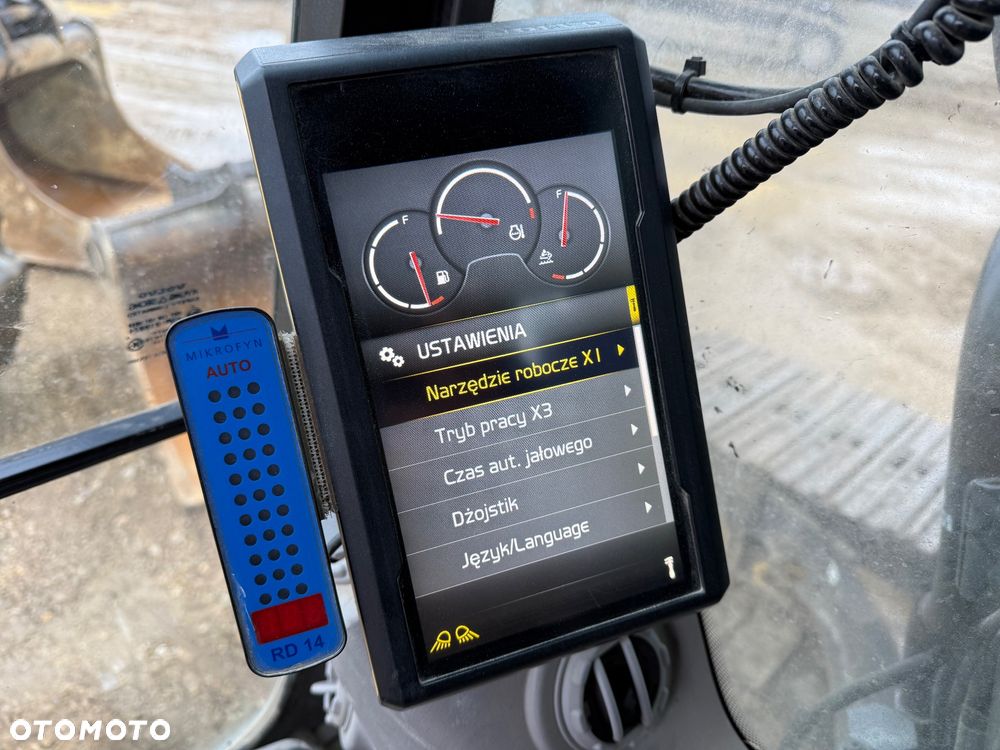 Volvo EC 250 EL - 33