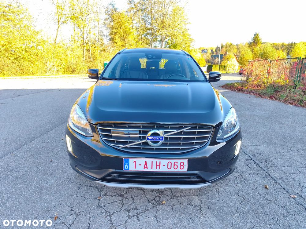 Volvo XC 60 D4 AWD Geartronic Momentum - 8