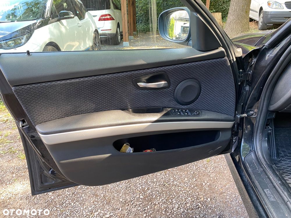 BMW Seria 3 - 15