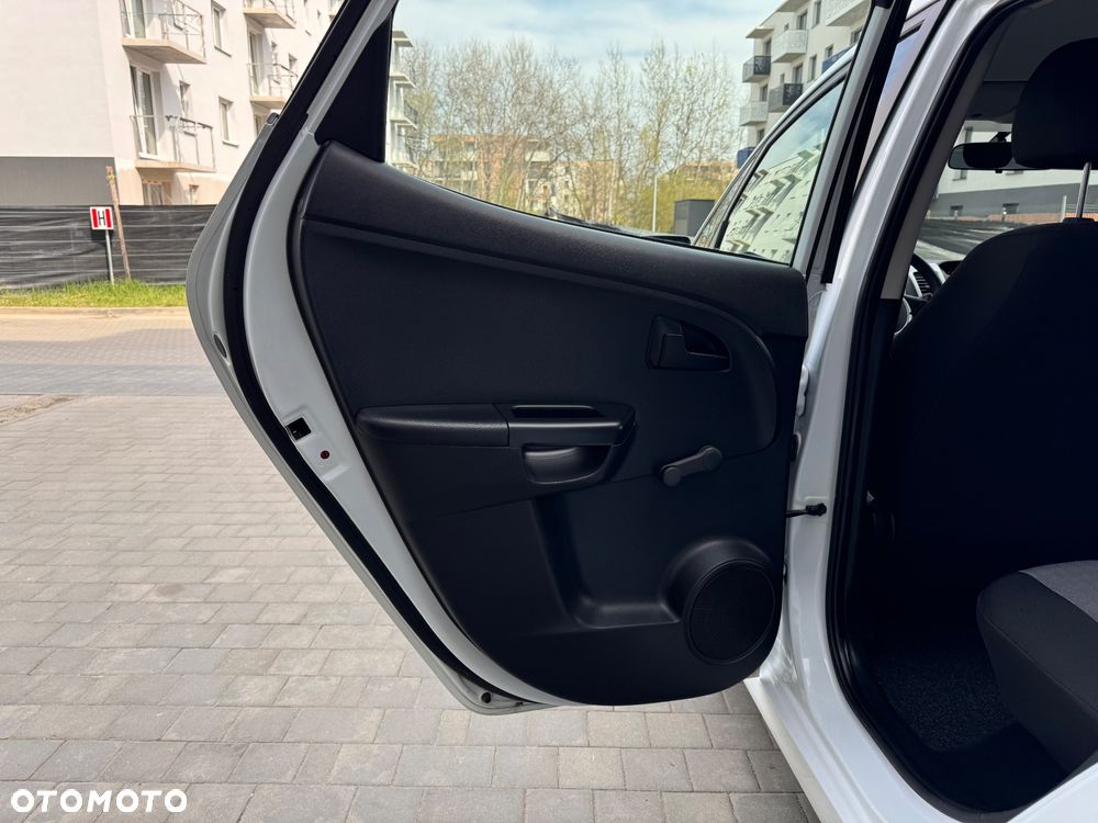 Kia Venga 1.4 Business Line - 24
