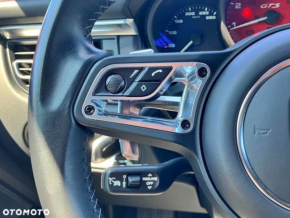 Porsche Macan GTS - 22