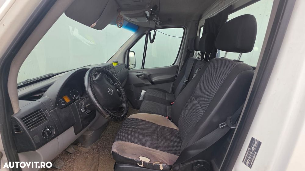 Mercedes-Benz Sprinter - 4