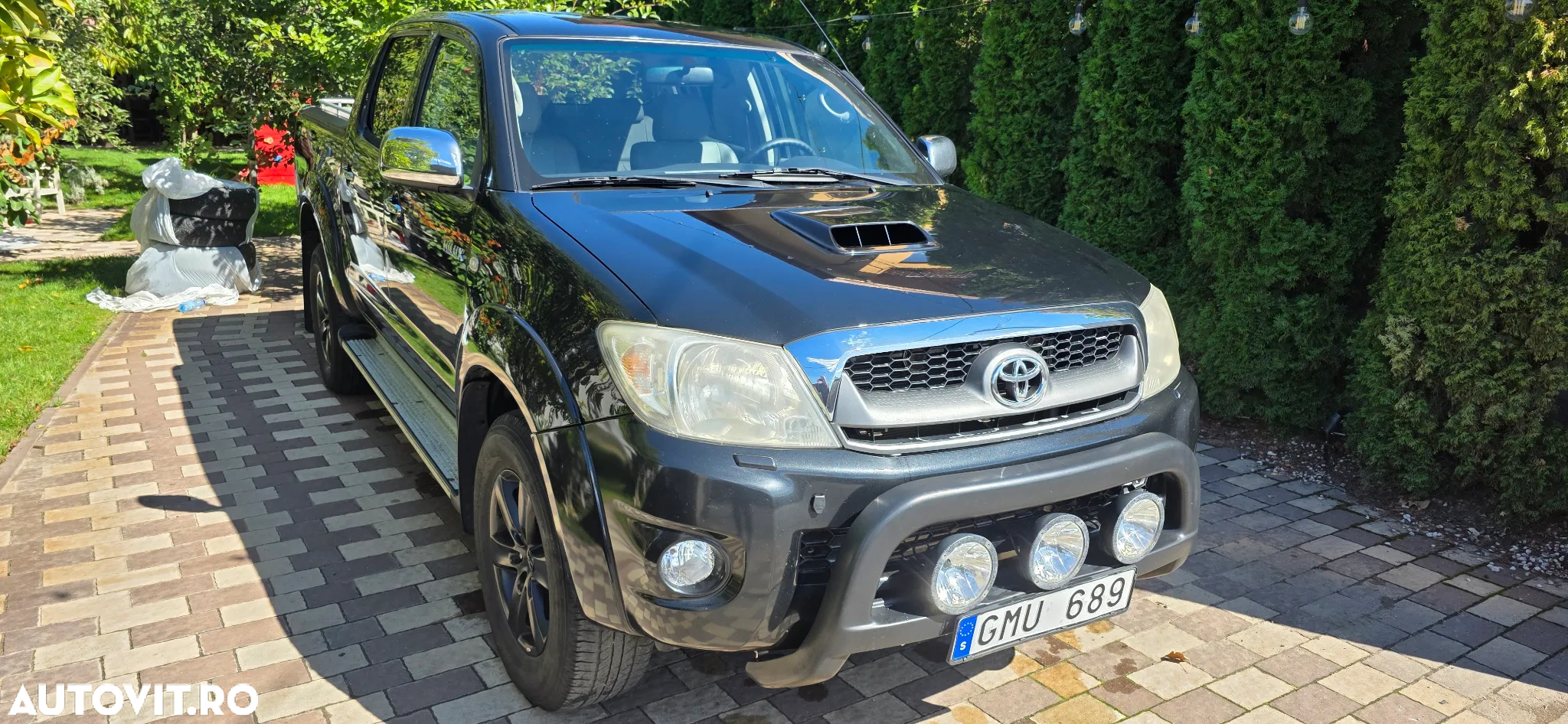 Toyota Hilux 4x4 Cabina Dubla Style+ Aut. - 3