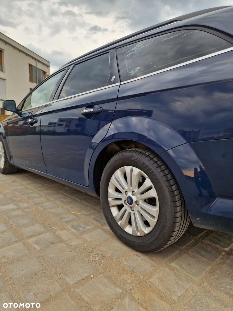 Ford Mondeo 2.0 TDCi Ghia - 5