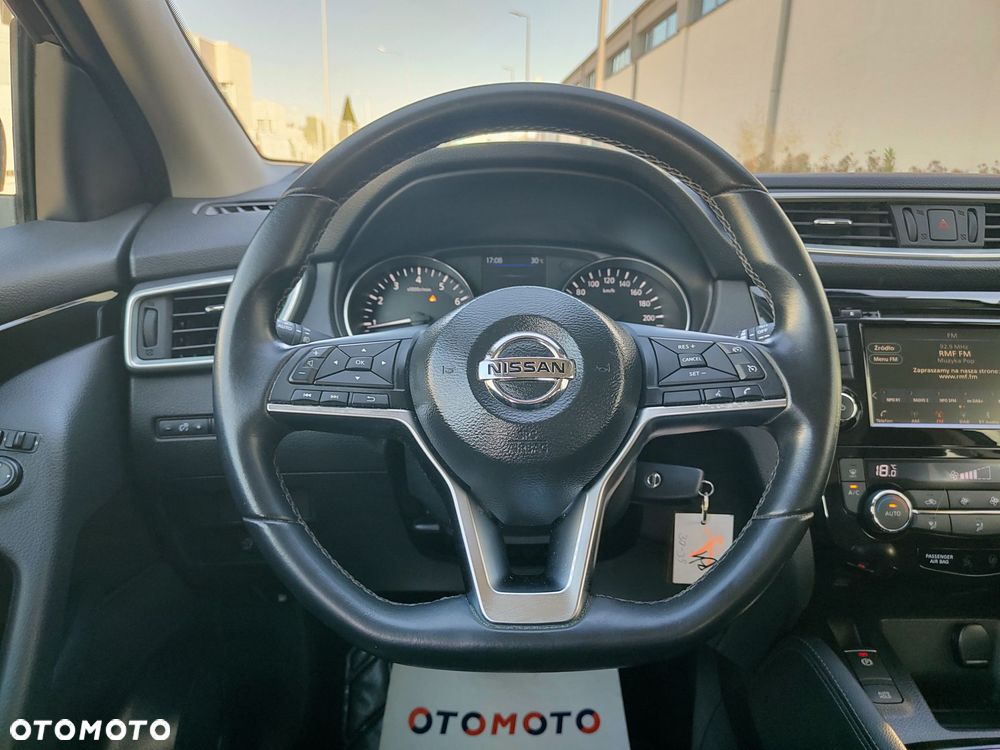 Nissan Qashqai 1.3 DIG-T Acenta - 17