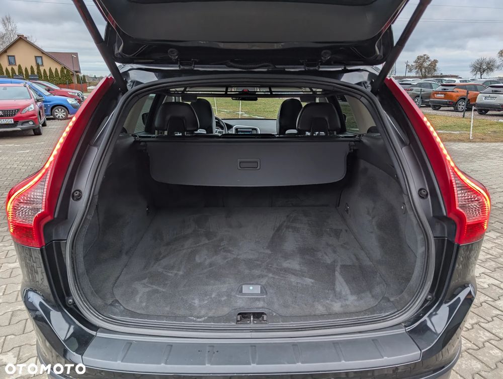 Volvo XC 60 D3 R Design - 40