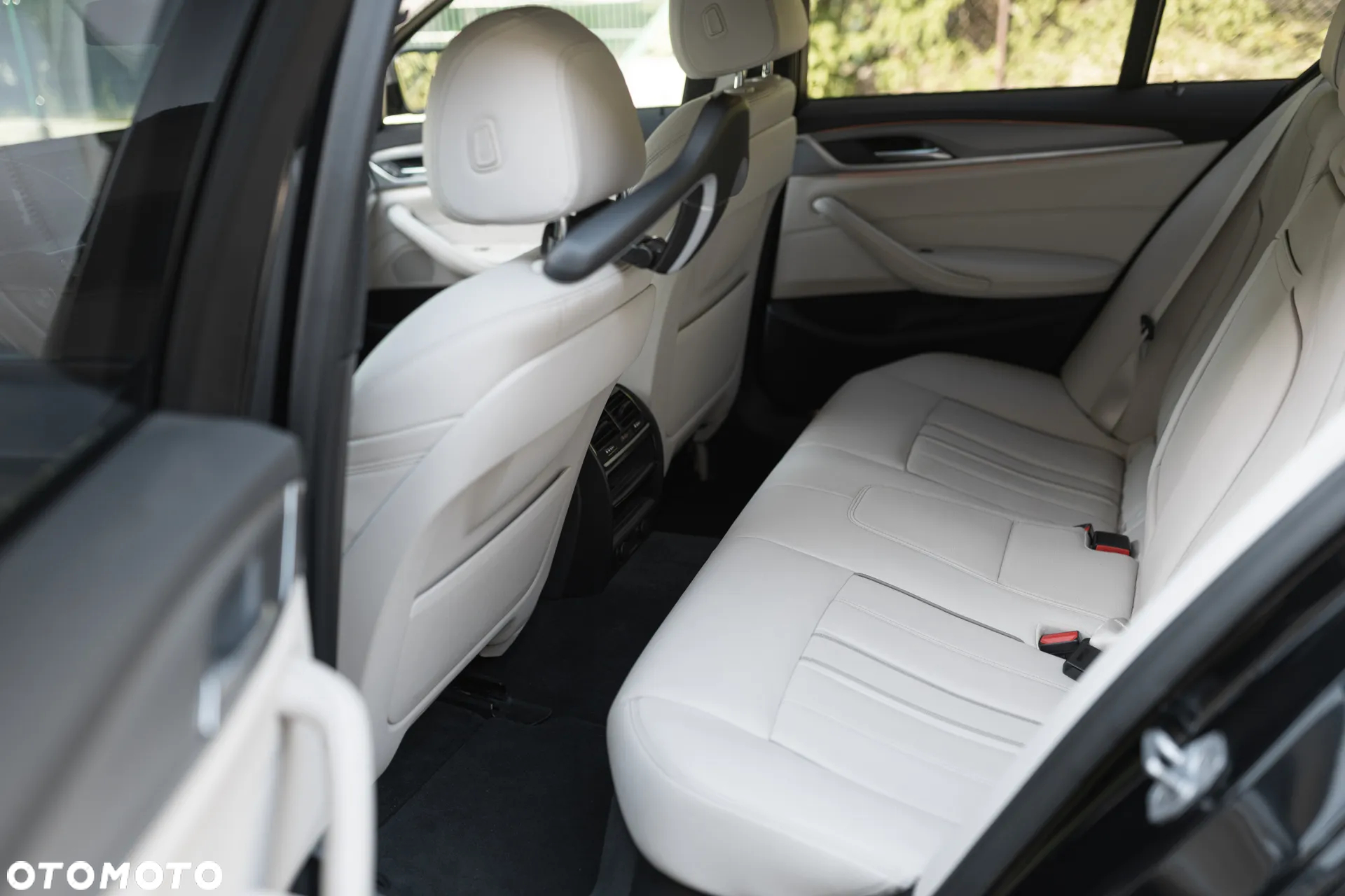 BMW Seria 5 520d xDrive Sport - 11