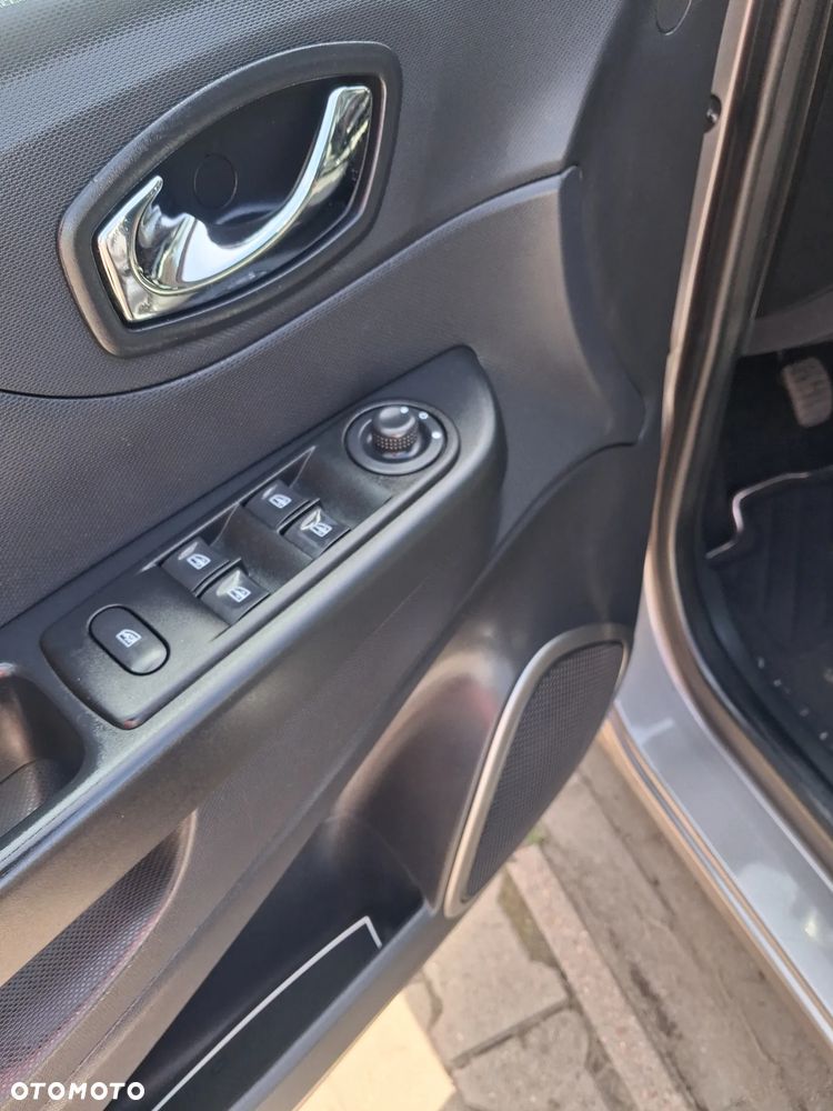 Renault Captur - 9