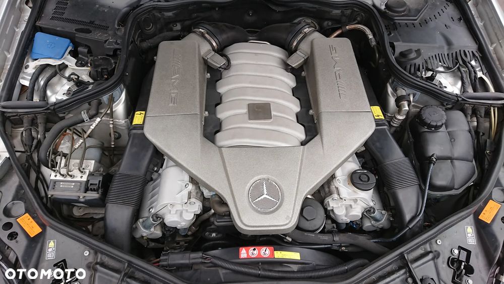 Mercedes-Benz CLS 63 AMG 7G-TRONIC - 15