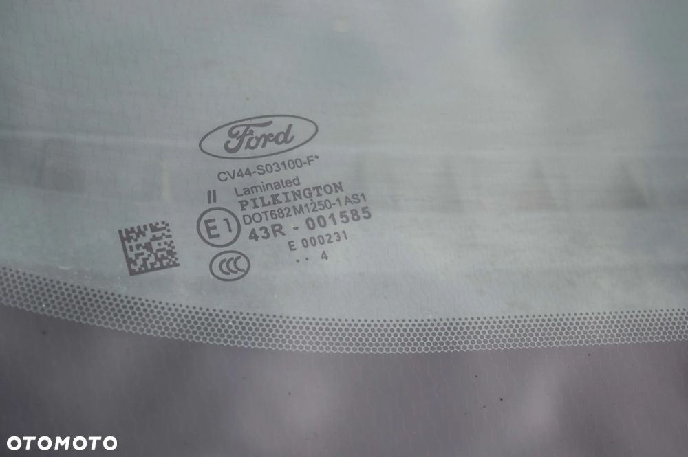 Ford Kuga 2.0 TDCi 2x4 Titanium - 30