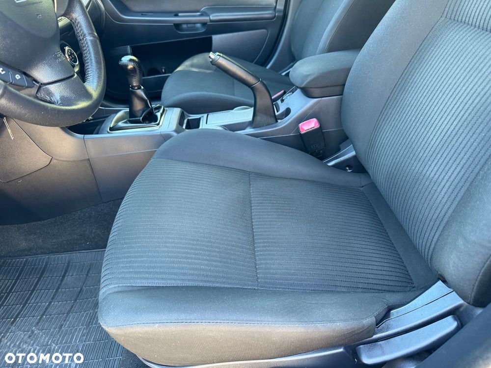 Mitsubishi Lancer 1.6 ClearTec Inform - 28