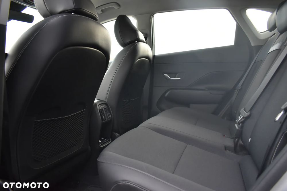Hyundai Kona 64kWh Executive - 22