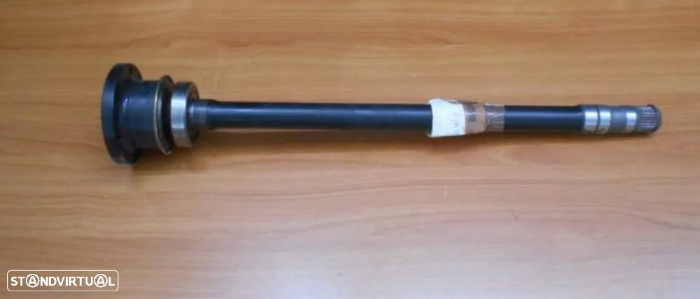 Transmissão frente direita Mercedes Vito  (W638 )  Nova  - ref: A6384102105