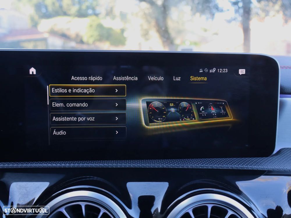 Mercedes-Benz CLA 180 d Shooting Brake AMG Line Aut. - 31