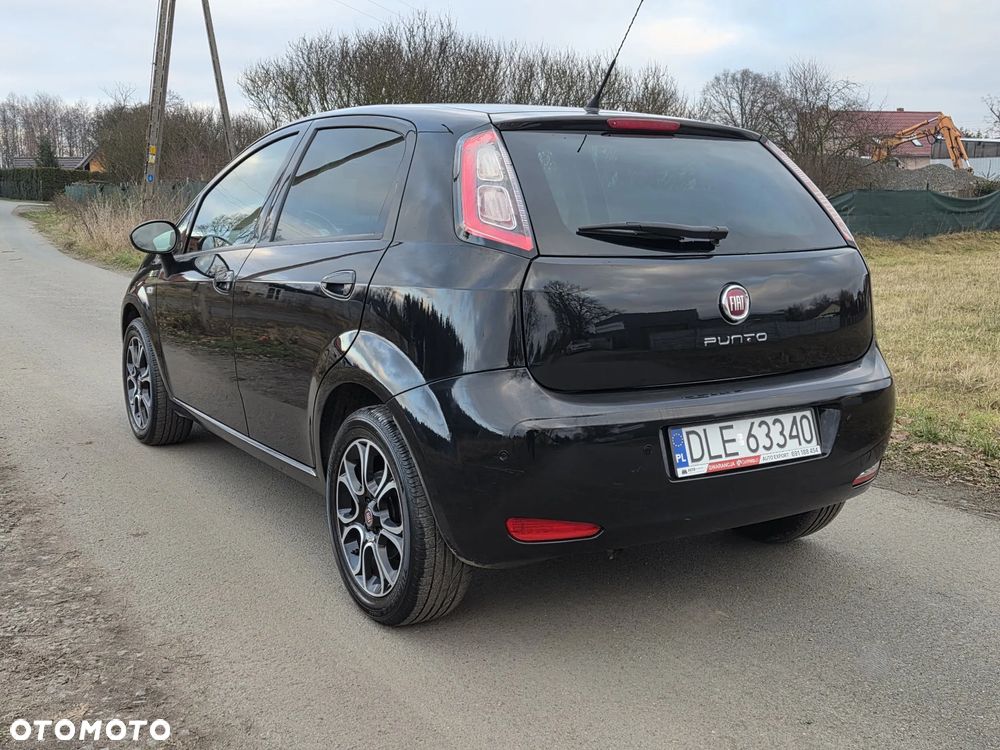Fiat Punto 1.4 Young - 6