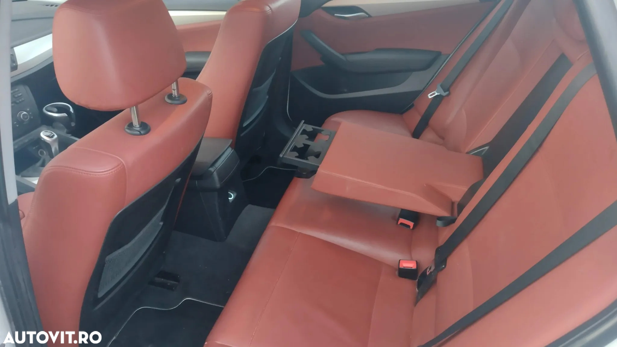 BMW X1 sDrive18d - 10