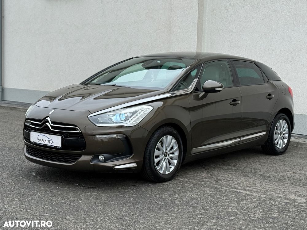 Citroën DS5 e-HDi 115 EGS6 Chic - 2