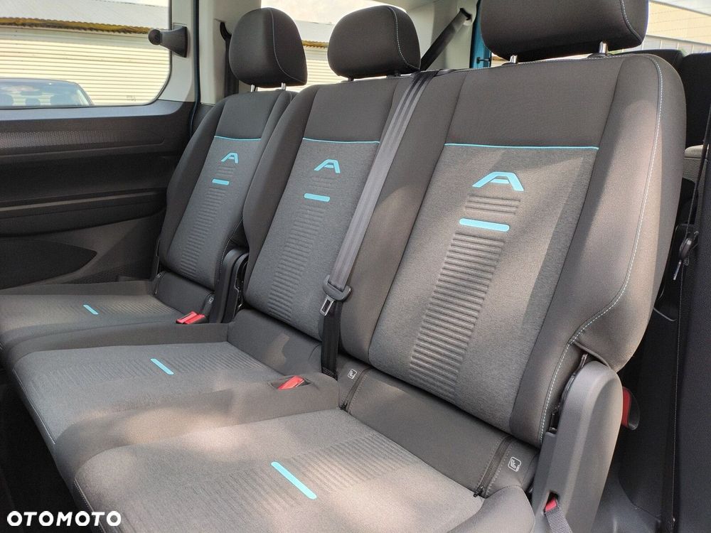 Ford Tourneo Connect Grand 1.5 EcoBoost PHEV ACTIVE - 28