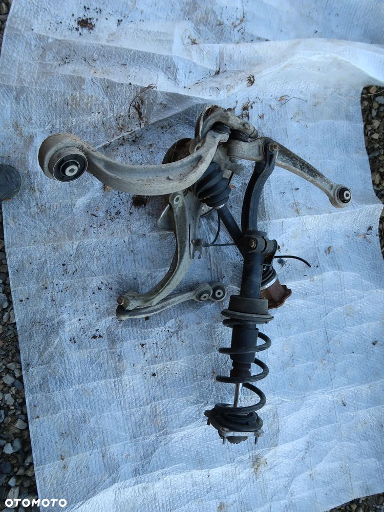 Zawieszenie Audi A6 C7 lewa strona 4G8031F - 4