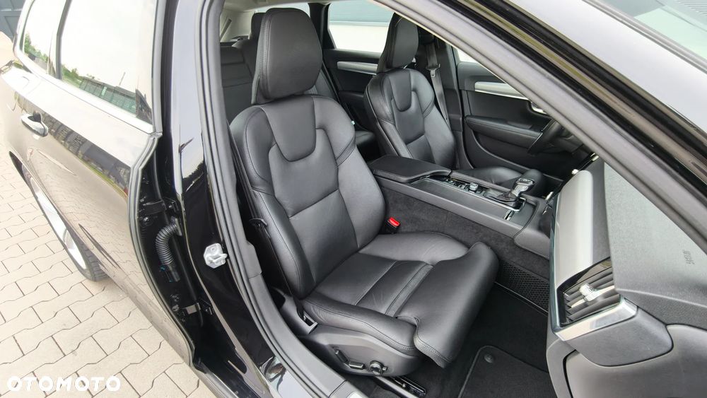 Volvo V90 D4 Geartronic Momentum Pro - 15