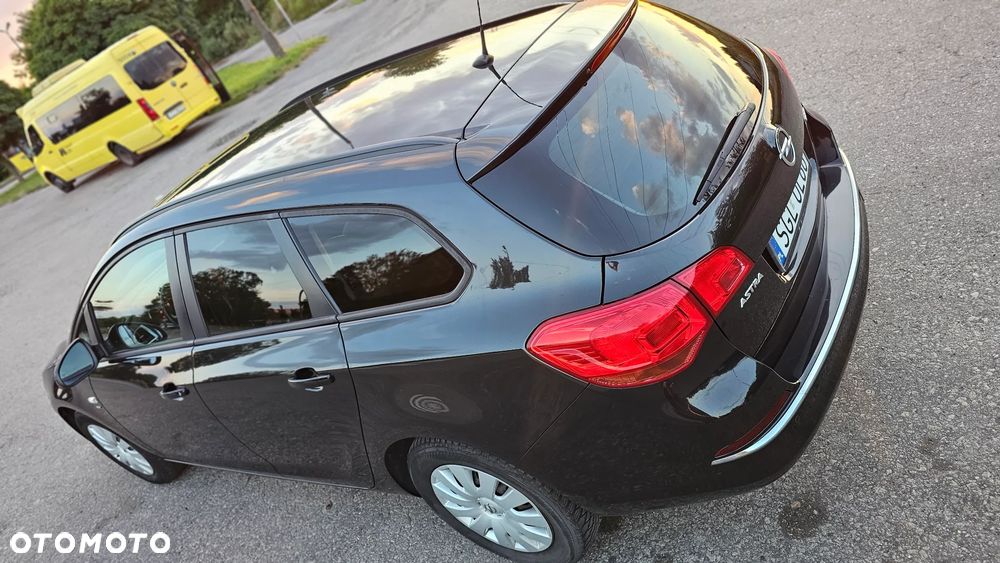 Opel Astra 1.7 CDTI DPF ENERGY - 13