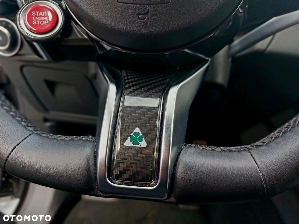 Alfa Romeo Stelvio 2.9 Bi Turbo V6 Quadrifoglio Q4 - 19