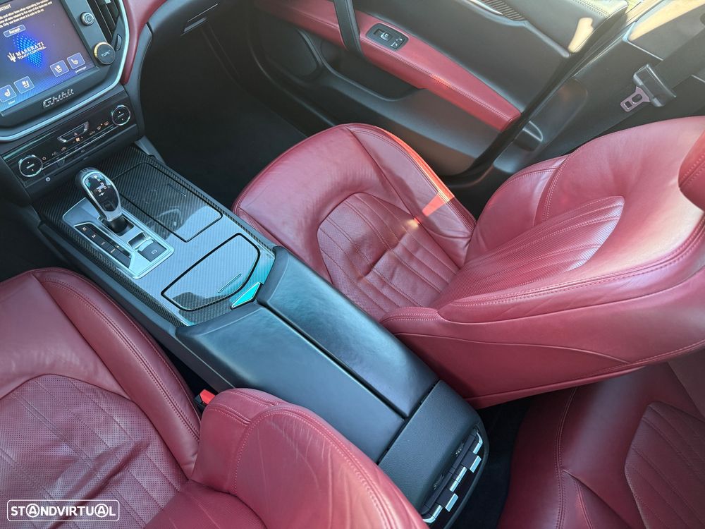 Maserati Ghibli 3.0 V6 - 11