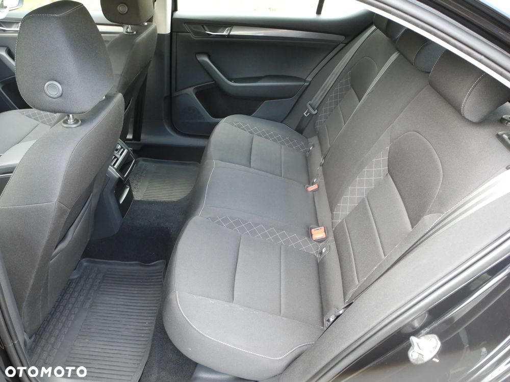 Skoda Superb - 17