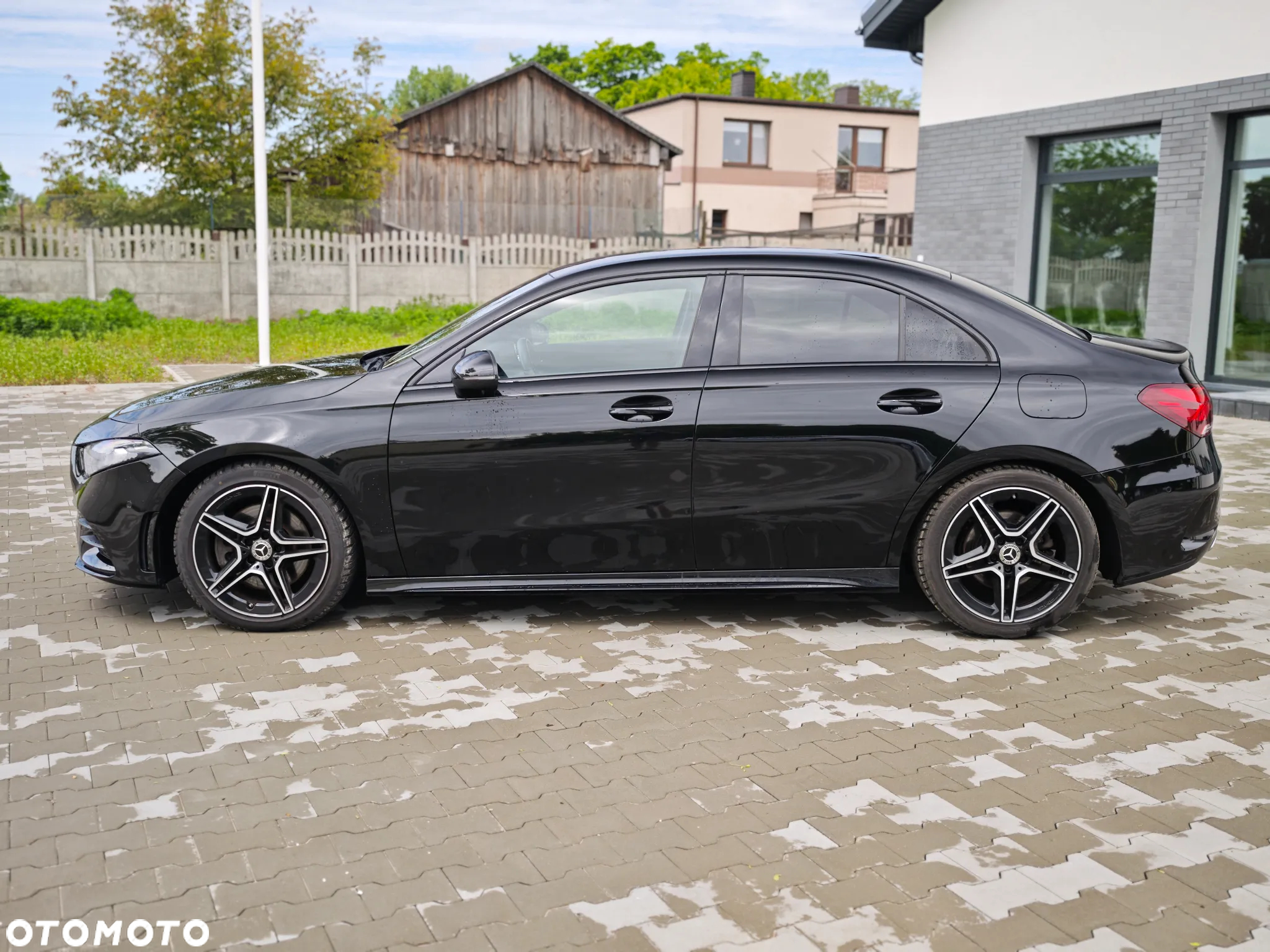 Mercedes-Benz Klasa A 250 7G-DCT AMG Line - 11