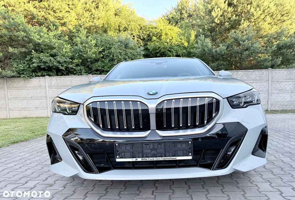 BMW Seria 5 540d xDrive mHEV M Sport - 6