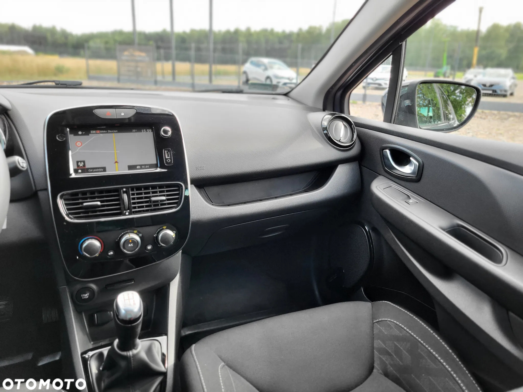Renault Clio 1.5 dCi Energy Limited - 11