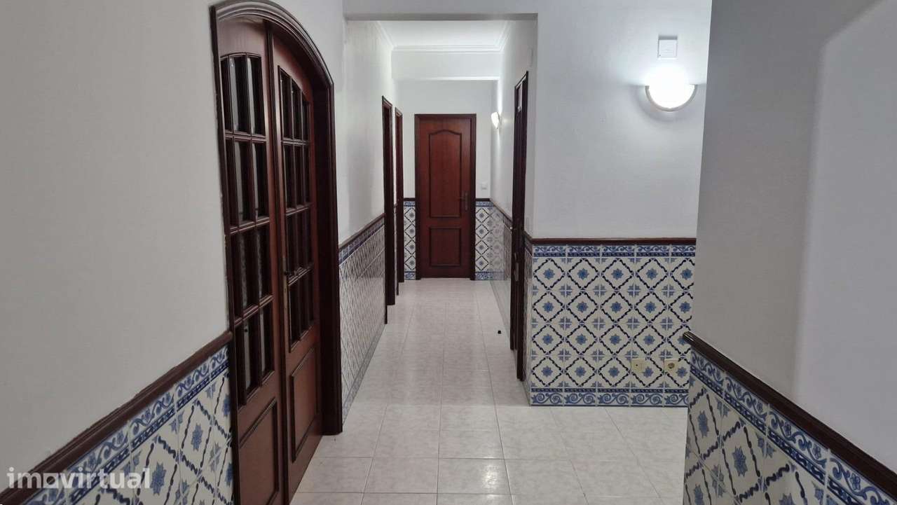 Excelente apartamento T2 Vale do Cobro - Grande imagem: 4/17