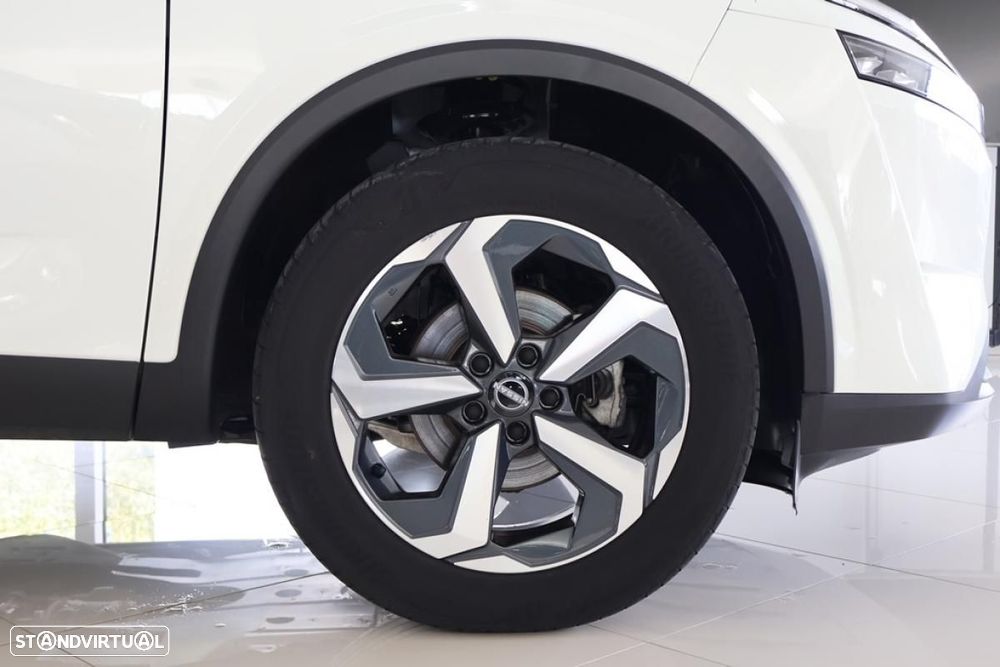 Nissan Qashqai 1.3 DIG-T N-Connecta Xtronic - 10