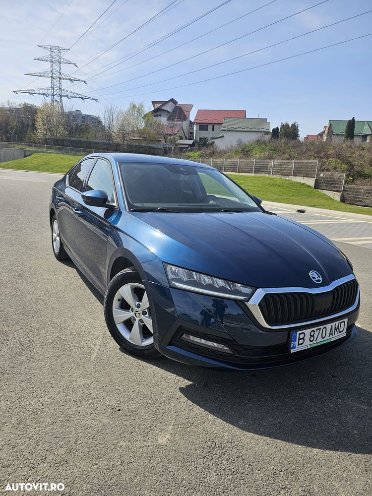 Skoda Octavia 2.0 TDI DSG Ambition - 1