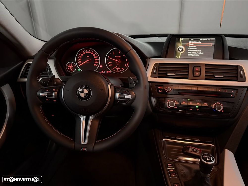 BMW 320 d Pack M - 9