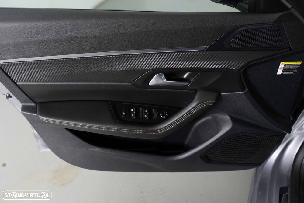 Peugeot 508 1.6 Hybrid GT e-EAT8 - 21