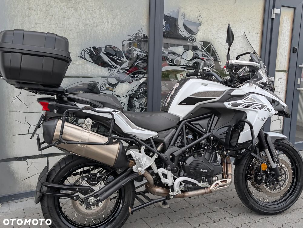 Benelli TRK 502X - 11