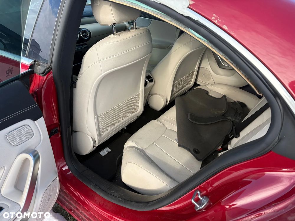 Mercedes-Benz CLA 250 Progressive 7G-DCT - 10