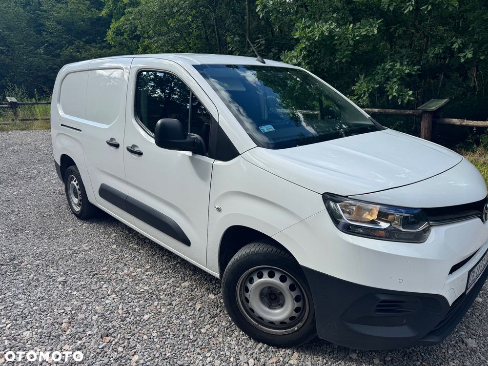 Toyota Proace - 1