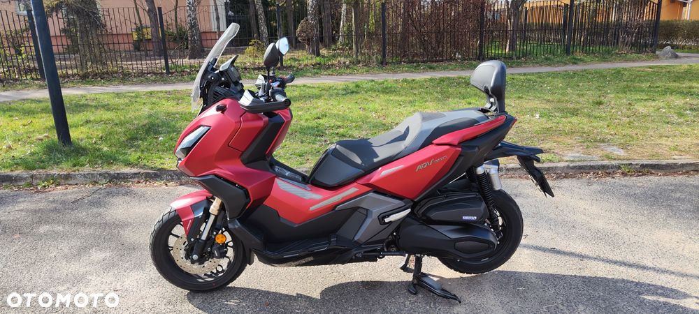 Honda ADV350 - 1