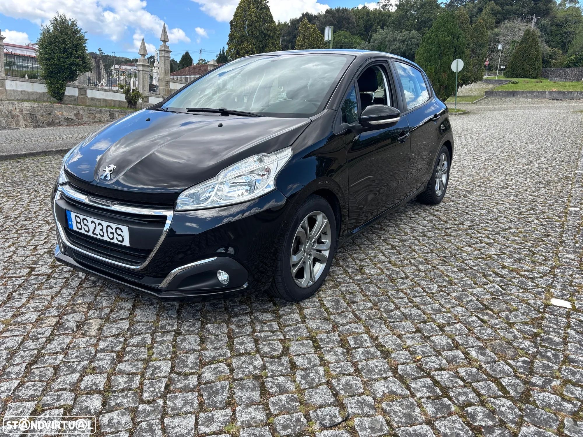 Peugeot 208 1.6 BlueHDi Active - 1