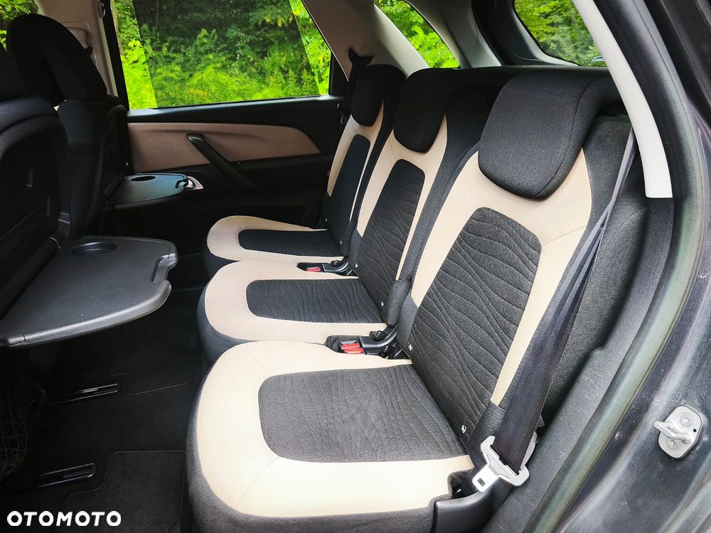Citroën C4 Picasso - 25