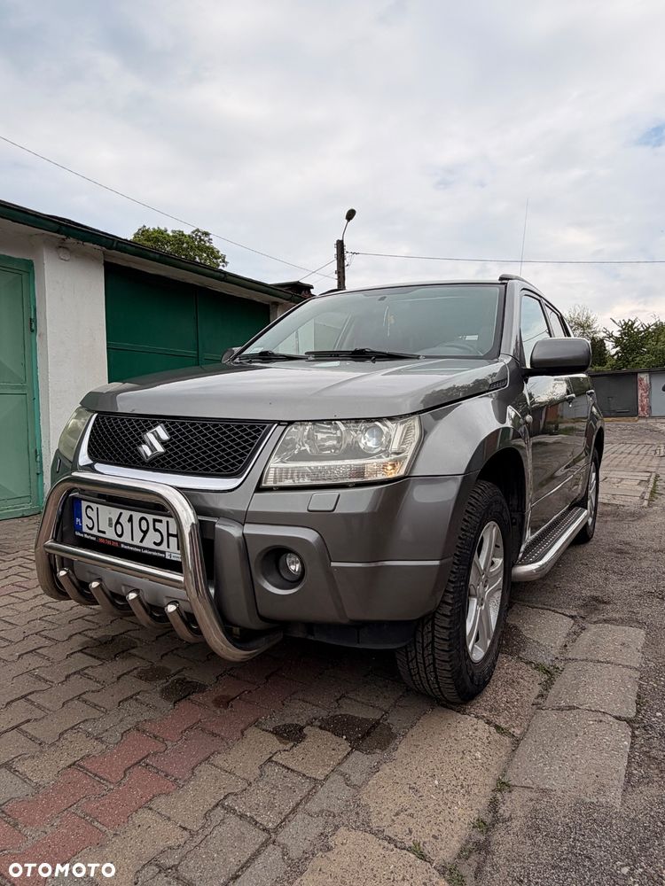 Suzuki Grand Vitara 2.0 De luxe - 12
