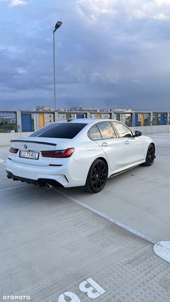 BMW Seria 3 318i - 3