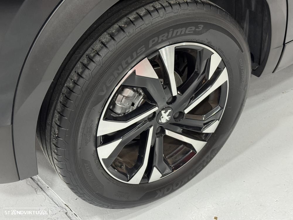 Peugeot 2008 1.2 PureTech Allure - 43