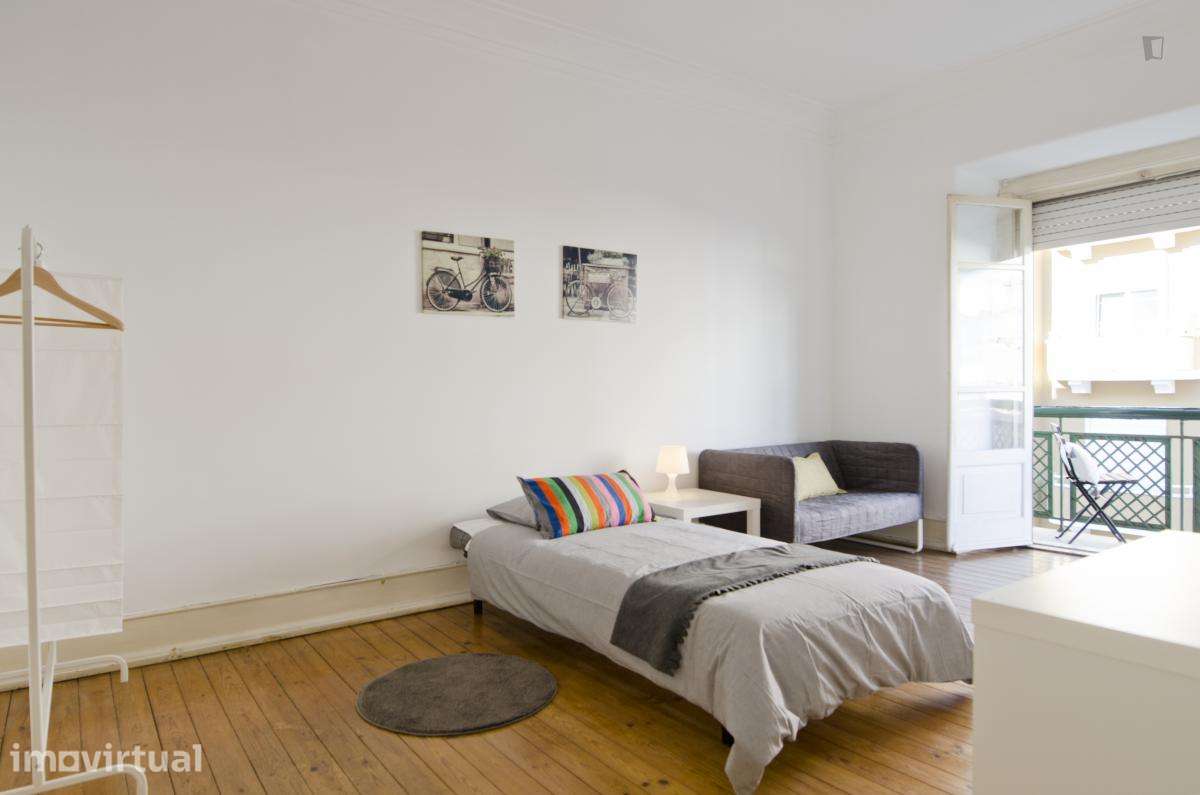 Quarto - localizado em Arroios Lisbon - Grande imagem: 2/20