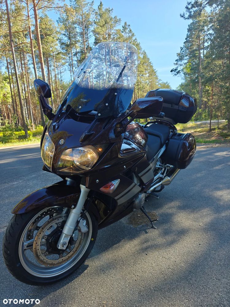 Yamaha FJR - 4