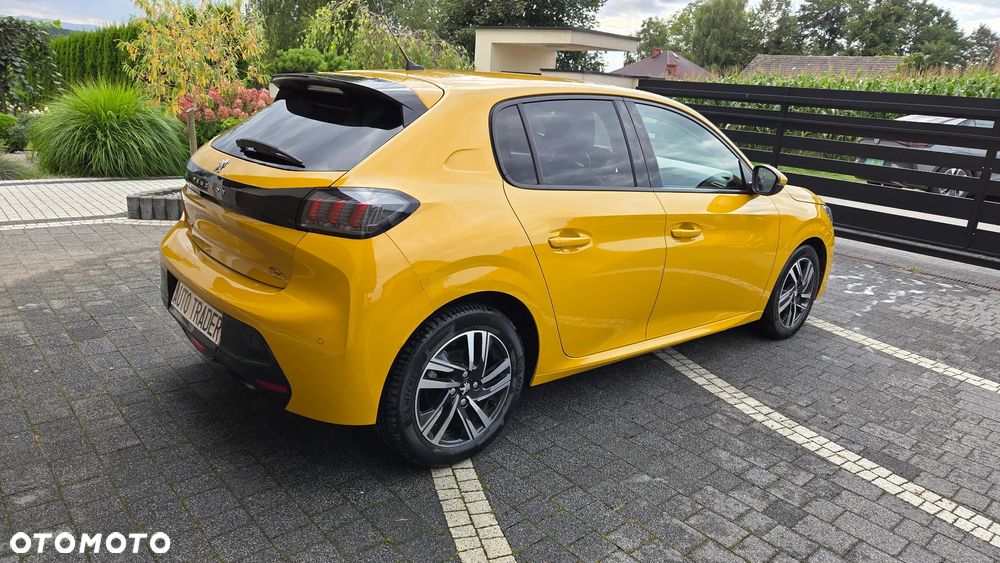 Peugeot 208 PureTech 100 Allure - 8